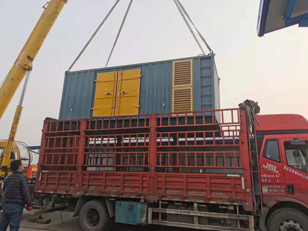 隆安如何根据测量要求选择合适的电压表量程？