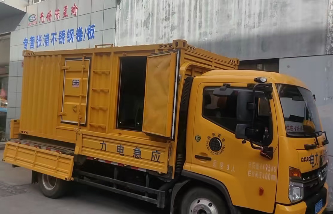 隆安柴油发电机组负载测试时应如何监控机组的运行状态？