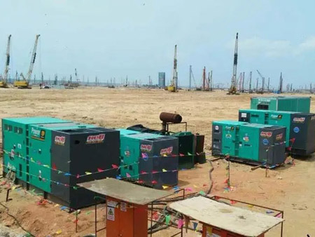 隆安柴油发电机组干式空气滤清器的维护成本高吗？